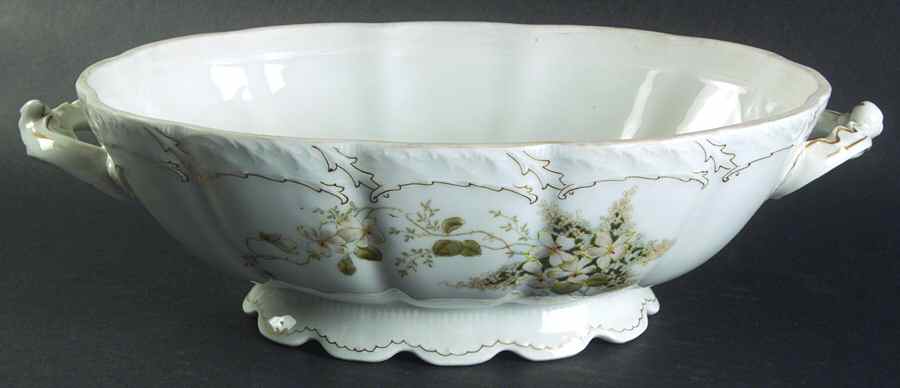BAV68 Oval Vegetable No Lid by Bavaria-1