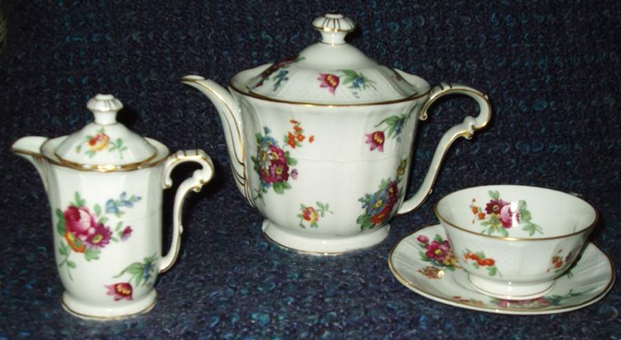 Paris Teapot & Lid by Bernardaud-1