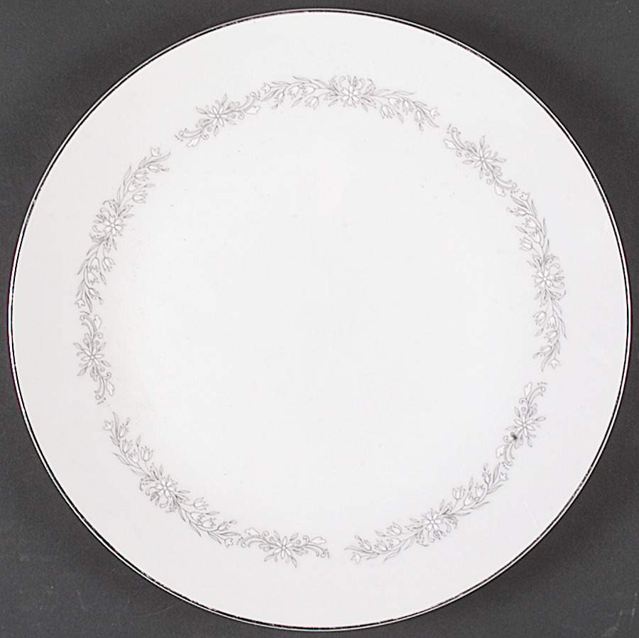 Bridal Wreath Dinner Plate by Berkeley House-1