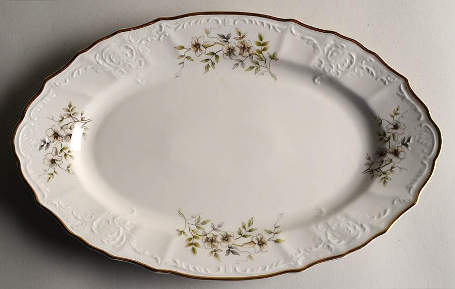 Blossom 13" Oval Serving Platter by Thun-1