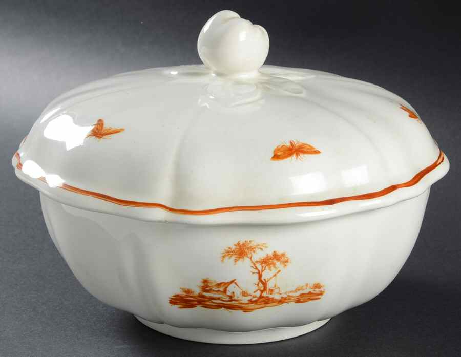 BOI3 Round Covered Vegetable by Bon Vivant-1