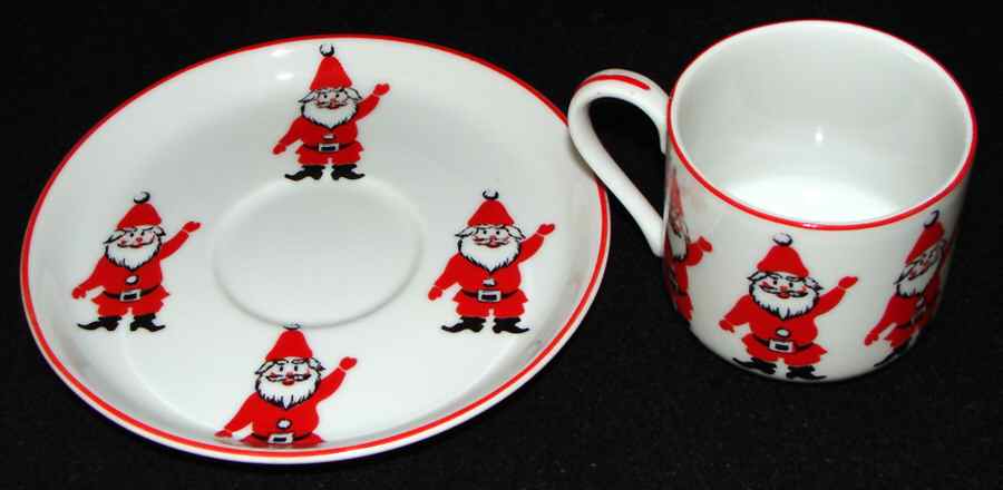 Santa Flat Demitasse Cup & Saucer Set by Georges Briard-1