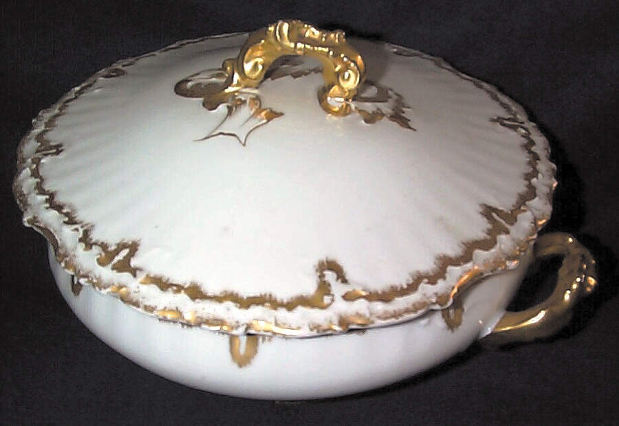 BWD278 Round Covered Vegetable by Bawo & Dotter-1