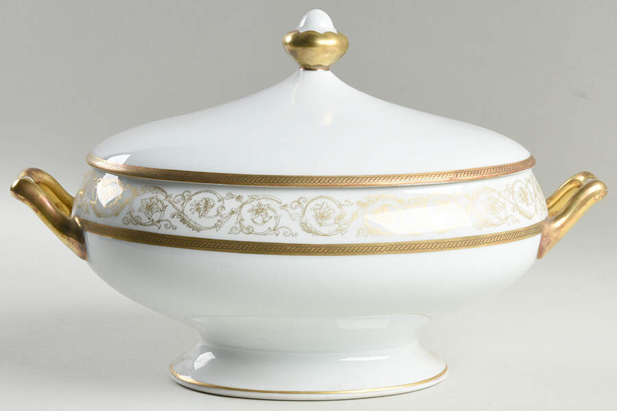 BER222 Oval Covered Vegetable by Bernardaud-1