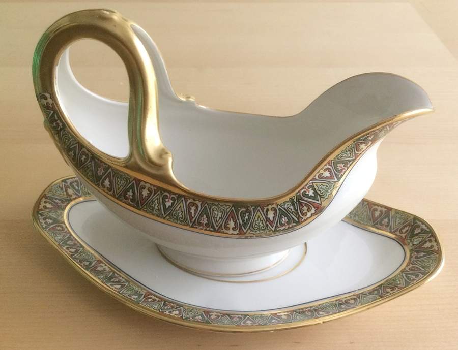 BER226 Gravy Boat & Underplate by Bernardaud-1