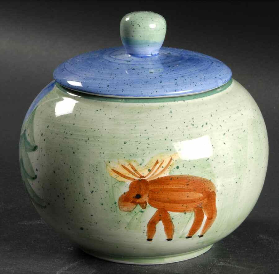 Sierra Sugar Bowl & Lid by Bella-1
