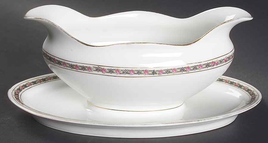 BAV116 Gravy Boat with Attached Underplate by Bavaria-1