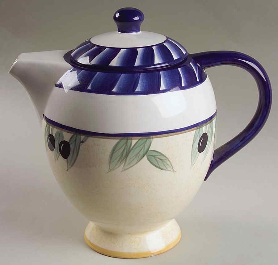 Tuscany Pitcher & Lid by Baum Brothers-1
