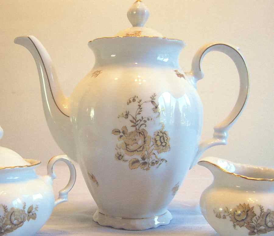 BTH236 Coffee Pot & Lid by Bareuther & Co-1