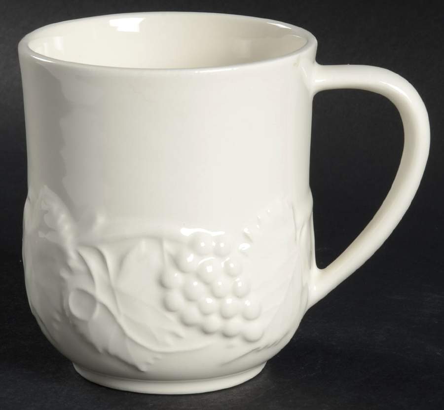 Grape White Mug by Bordallo Pinheiro-1