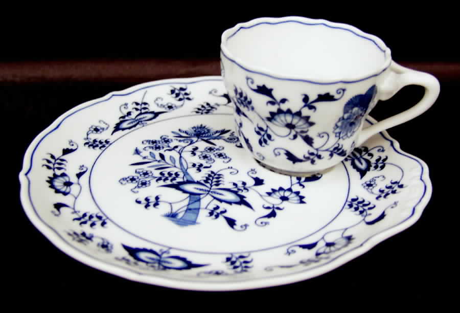 Blue Danube (2001 Anniversary Stamp) Snack Plate & Cup Set by Blue Danube (Japan)-1