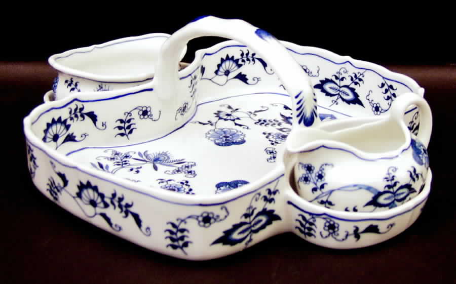 Blue Danube (2001 Anniversary Stamp) Strawberry Basket W/Creamer & Open Sugar by Blue Danube (Japan)-1
