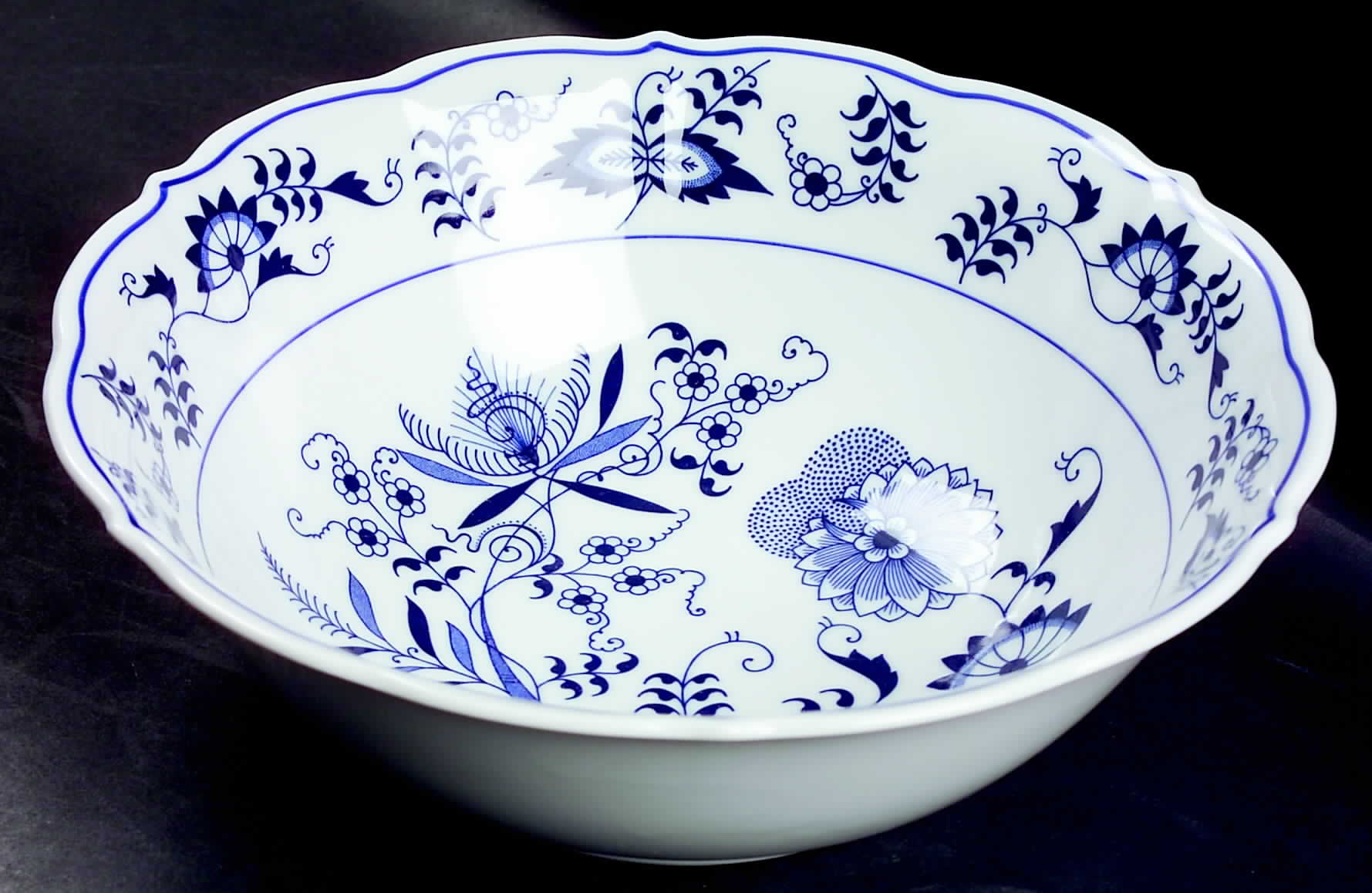 Blue Danube (2001 Anniversary Stamp) 10" Large Salad Serving Bowl by Blue Danube (Japan)-1
