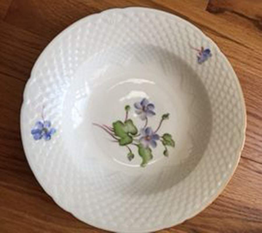 Antonius Rim Soup Bowl by Bing & Grondahl-1