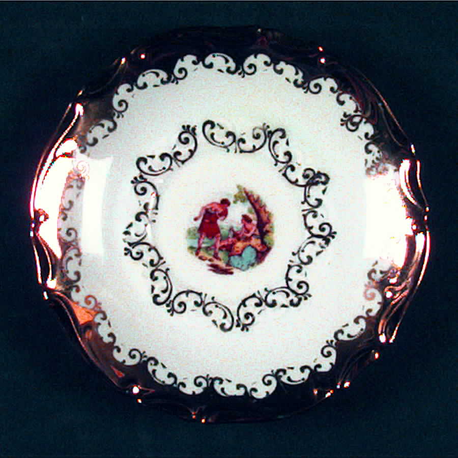 BAV139 Saucer by Bavaria-1