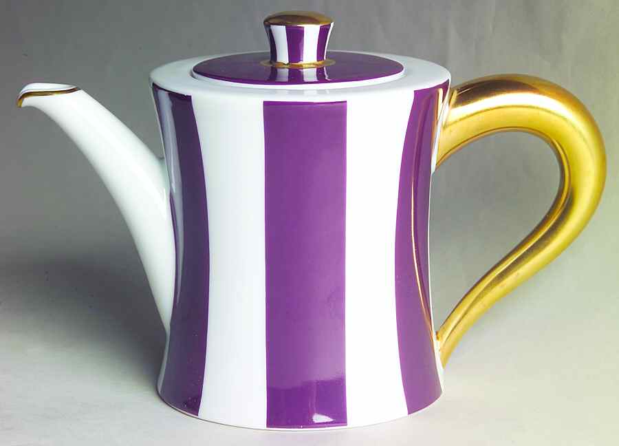 Galerie Royale Black Tulip Small Tea/Coffee Pot & Lid by Bernardaud-1