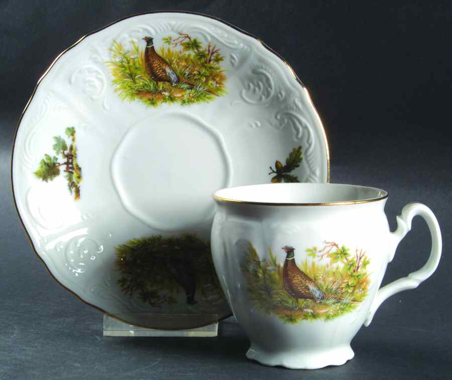 THU560 Footed Cup & Saucer Set by Thun-1