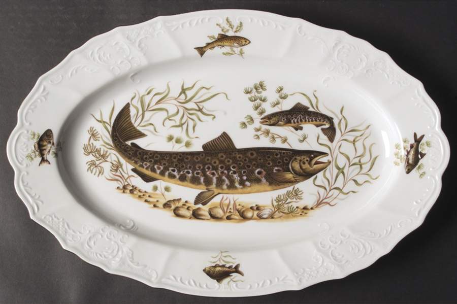 THU562 15" Oval Serving Platter by Thun-1