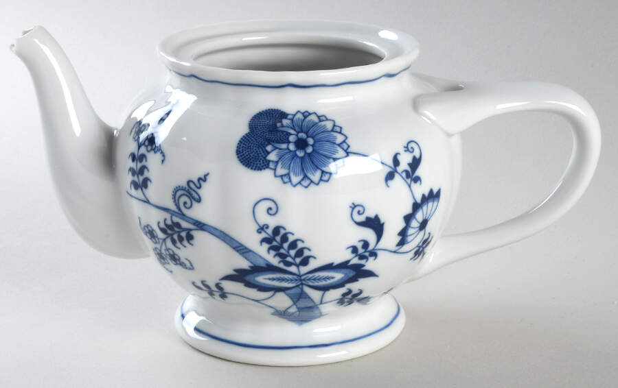 Blue Danube (New 2002 Production) Teapot No Lid by Blue Danube (Japan)-1