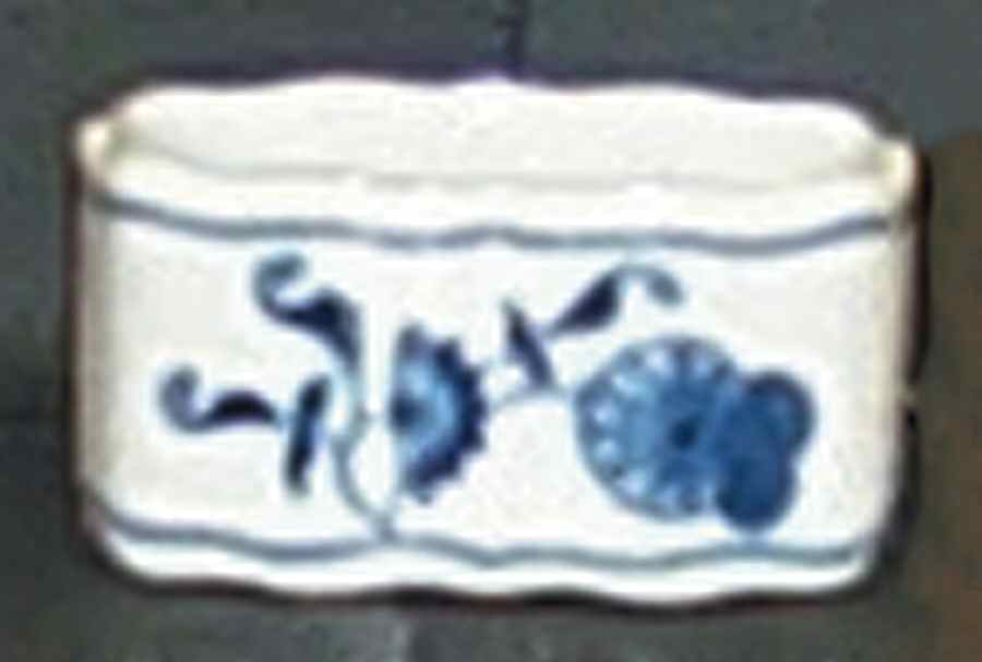 Blue Danube (New 2002 Production) Napkin Ring by Blue Danube (Japan)-1
