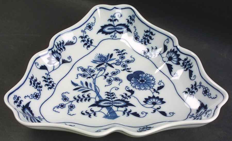 Blue Danube (New 2002 Production) 8" Triangle Candy Dish by Blue Danube (Japan)-1