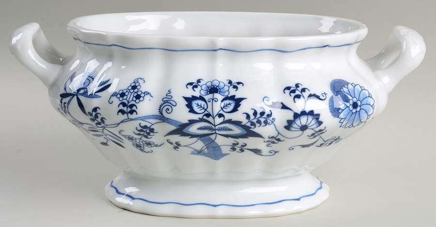 Blue Danube (New 2002 Production) Oval Tureen No Lid by Blue Danube (Japan)-1
