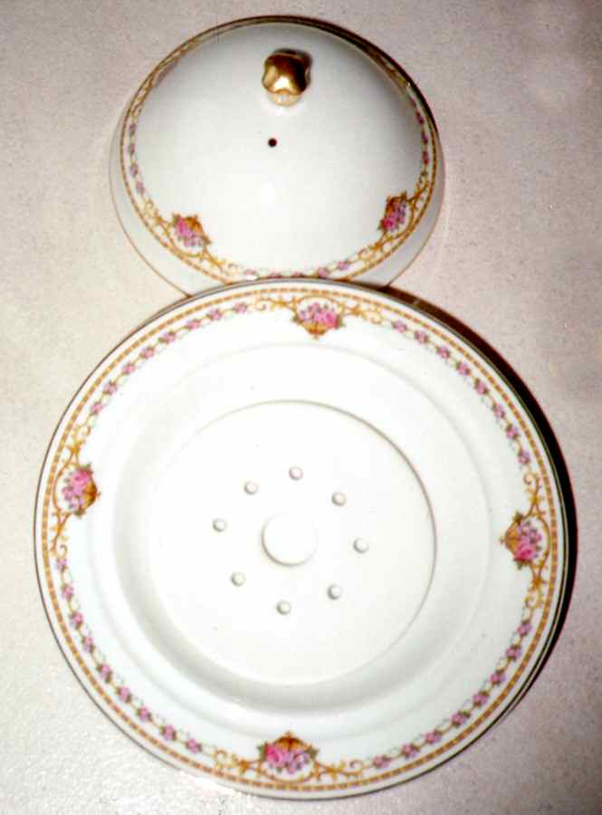 BER265 Round Covered Butter by Bernardaud-1
