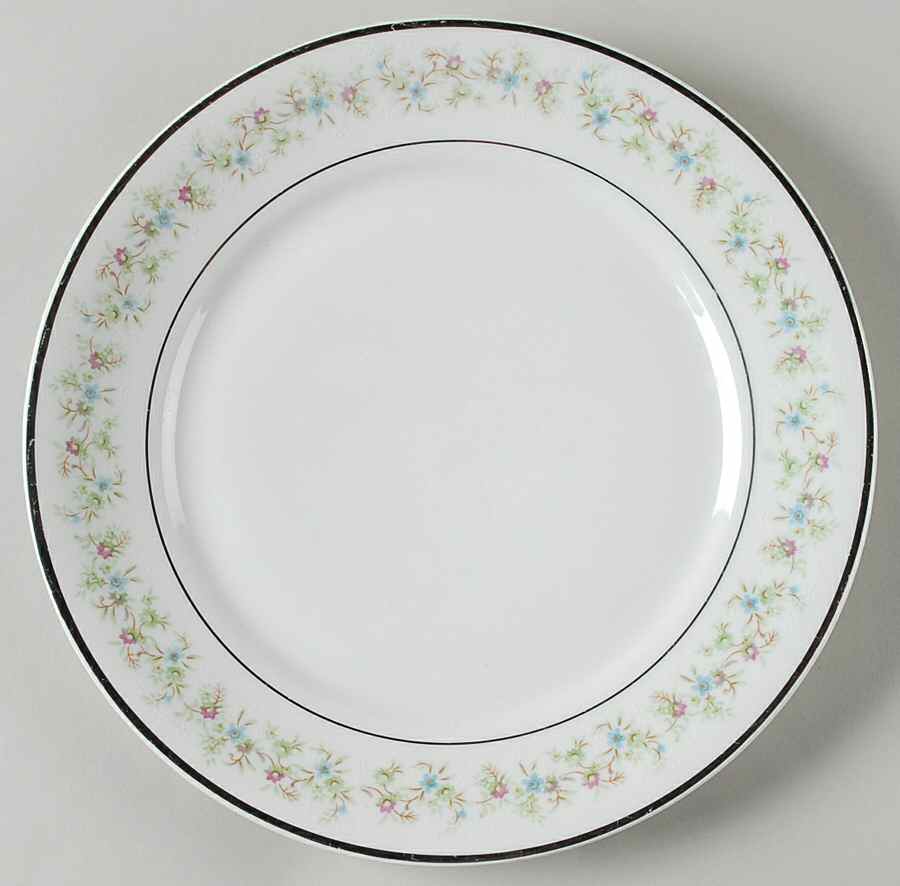 Gloucester Dinner Plate by Baum Brothers-1