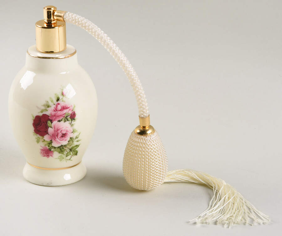 Victorian Rose Atomizer by Baum Brothers-1