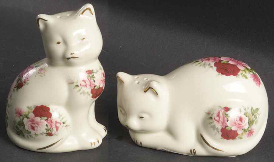 Victorian Rose Figural Salt & Pepper Set by Baum Brothers-1