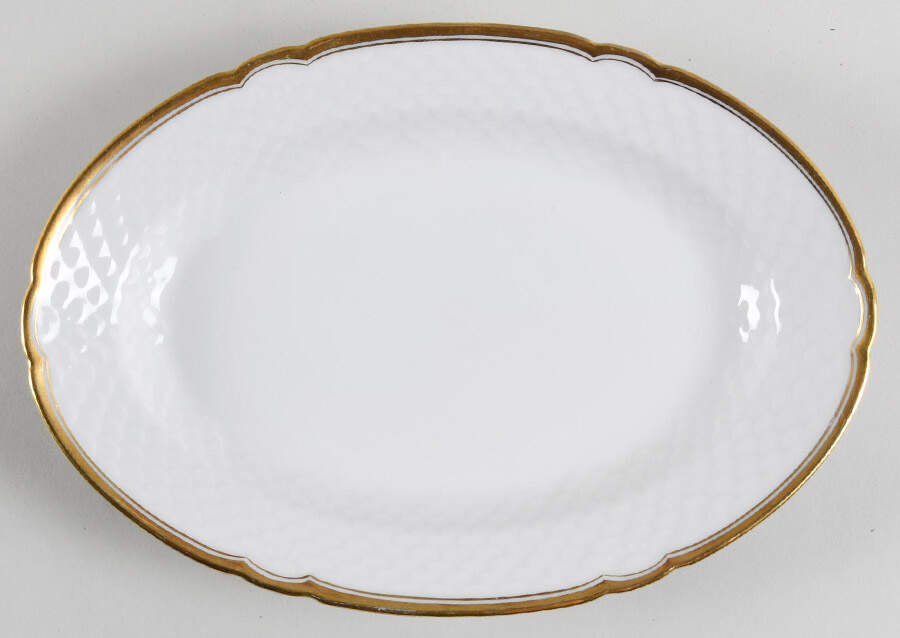 Akjaer (White Background) 10" Oval Serving Platter by Bing & Grondahl-1
