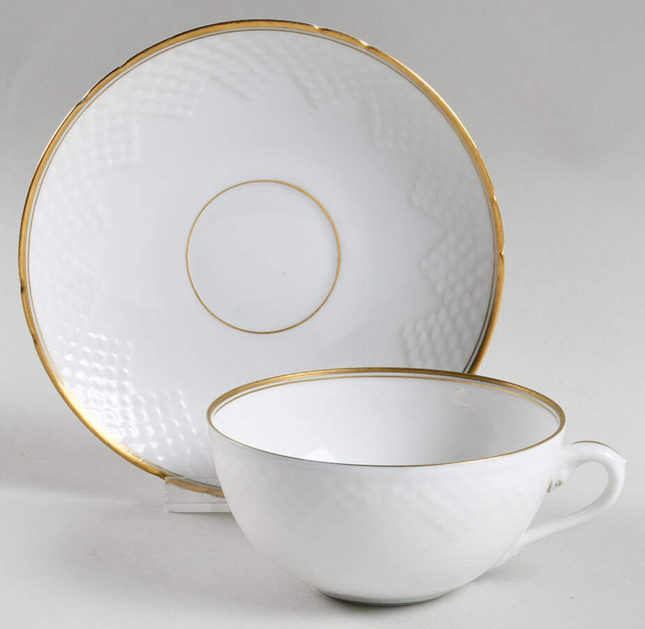 Akjaer (White Background) Flat Cup & Saucer Set by Bing & Grondahl-1