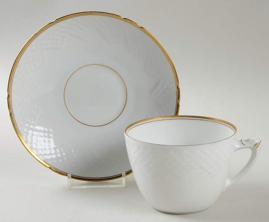Akjaer (White Background) Flat Cup & Saucer Set by Bing & Grondahl-1