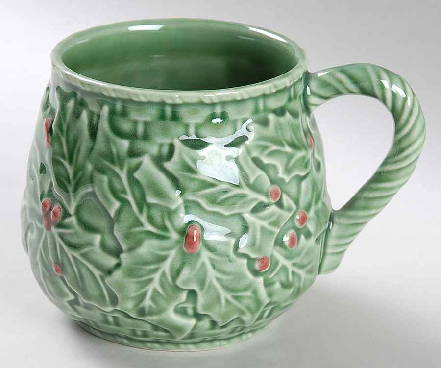 Holly (Christmas Holly) Mug by Bordallo Pinheiro-1