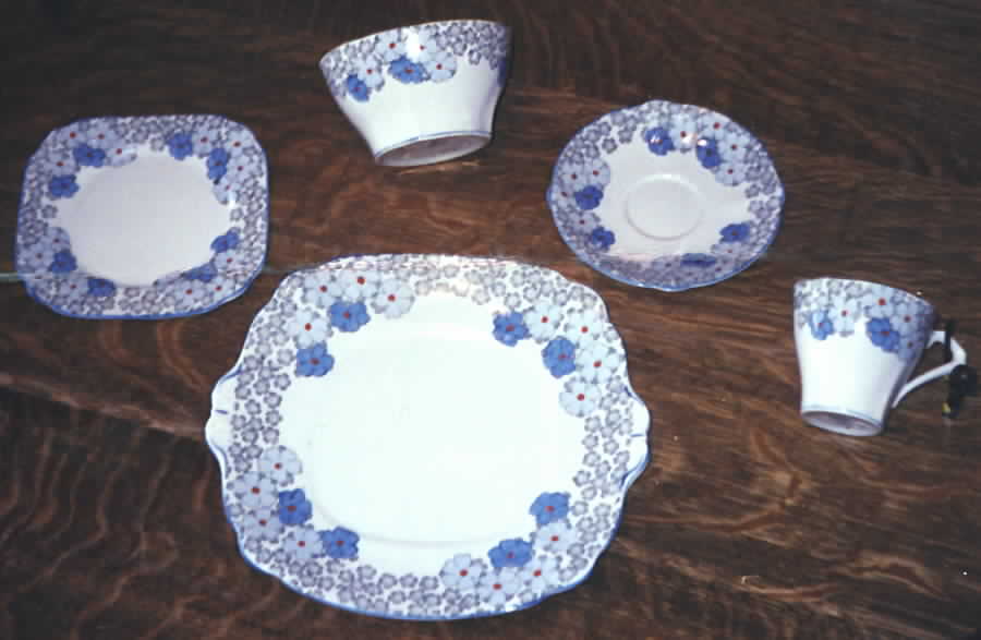 32132 Handled Cake Plate by Bell China-1