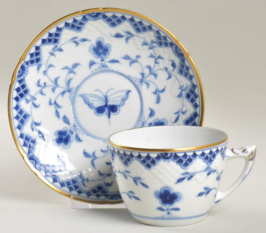 Dickens Flat Cup & Saucer Set by Bing & Grondahl-1