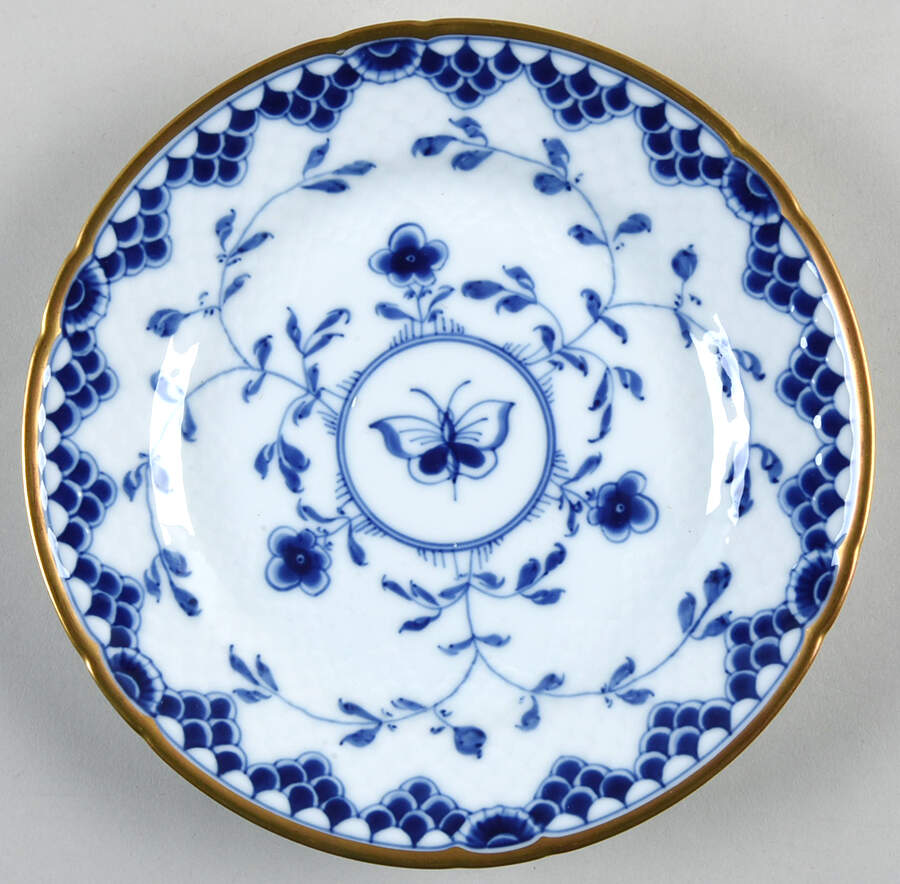 Dickens Dessert/Pie Plate by Bing & Grondahl-1