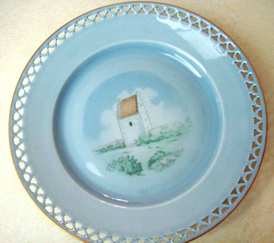 BIG36 Luncheon Plate by Bing & Grondahl-1