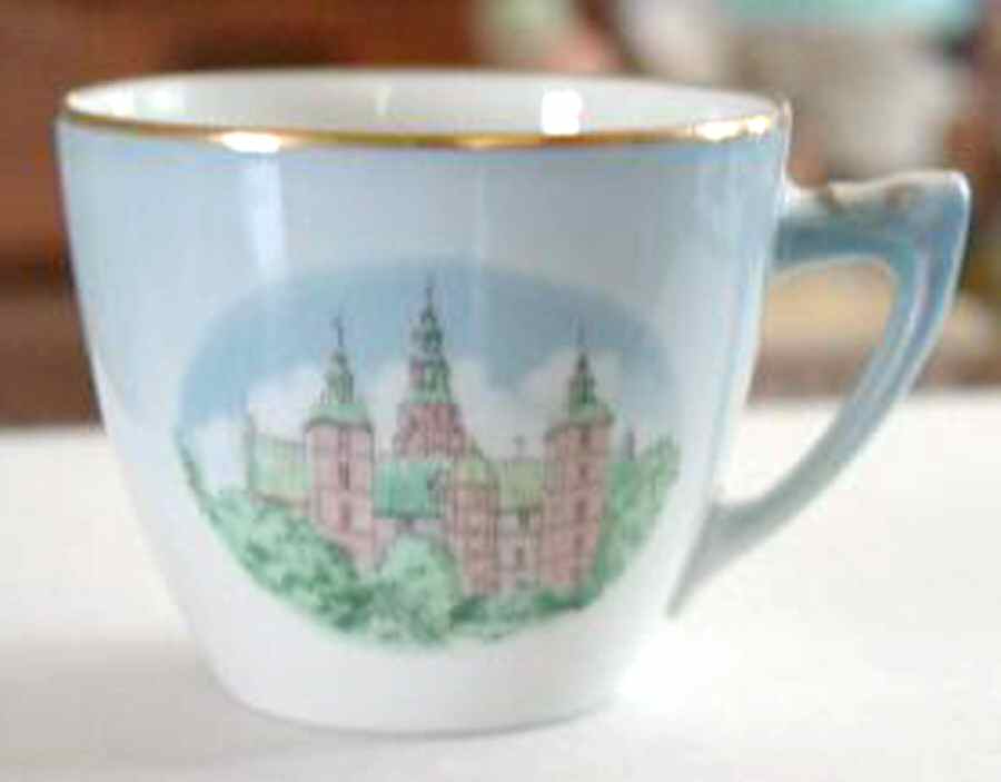 BIG36 Flat Cup by Bing & Grondahl-1