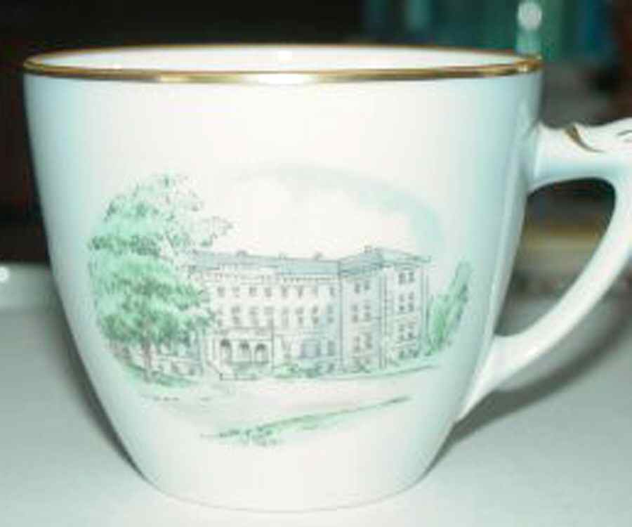 BIG36 Flat Cup by Bing & Grondahl-1