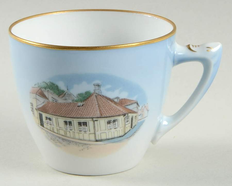 BIG36 Flat Cup by Bing & Grondahl-1