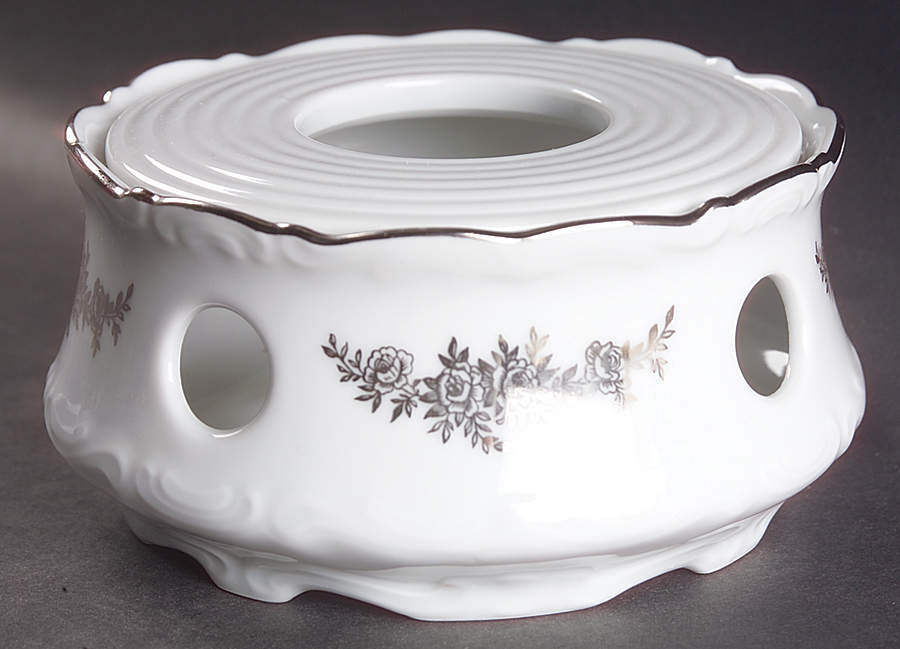 Bouquet Classique China Warmer Stand by Belkraft-1