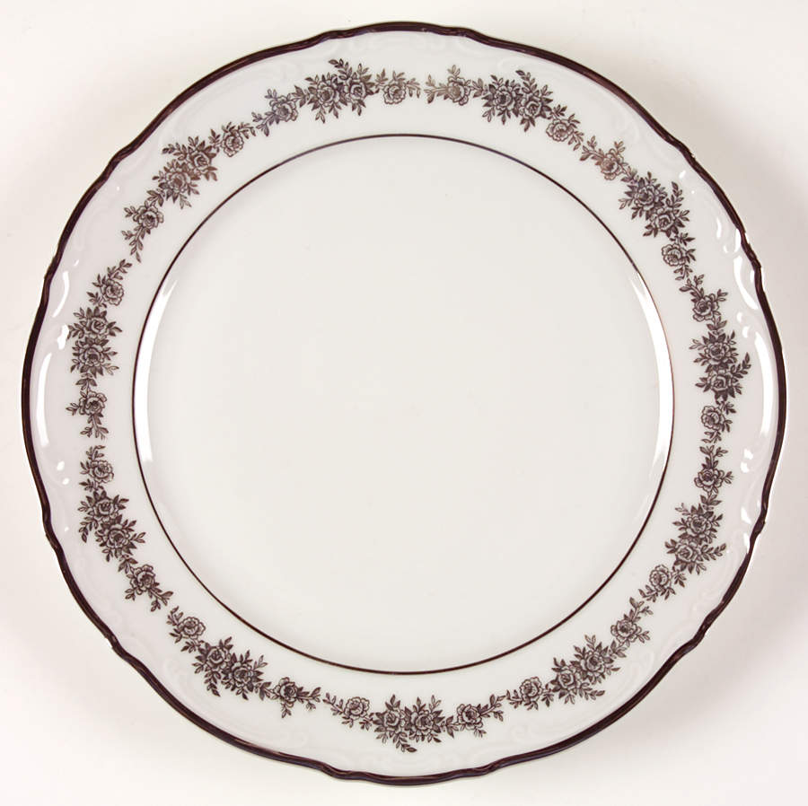 Bouquet Classique Dinner Plate by Belkraft-1