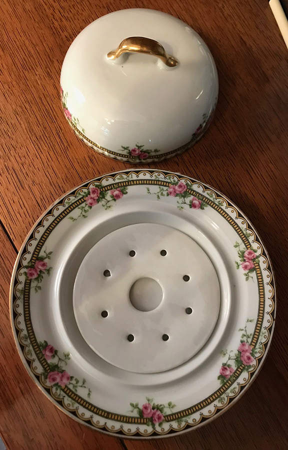 BOJ53 Round Covered Butter by Jean Boyer (Limoges)-1