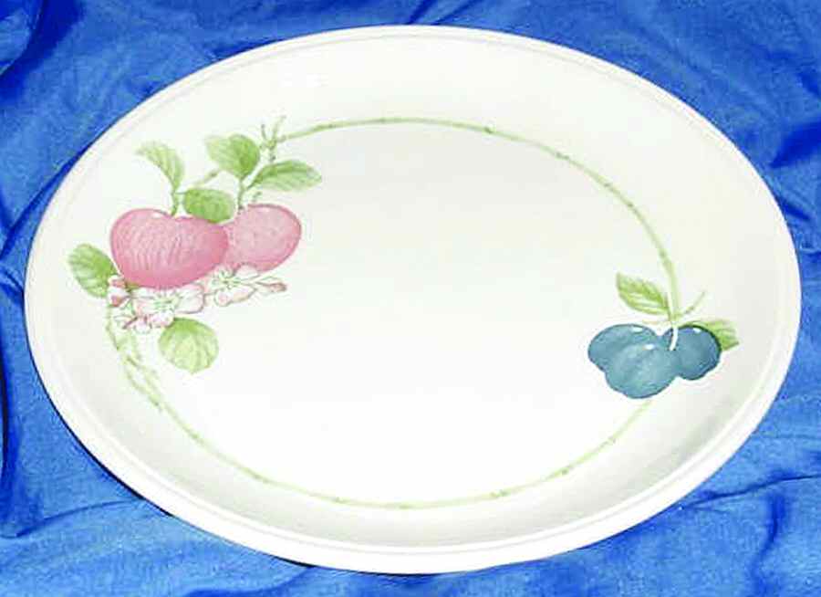 BIL16 Dinner Plate by Biltons Ltd-1