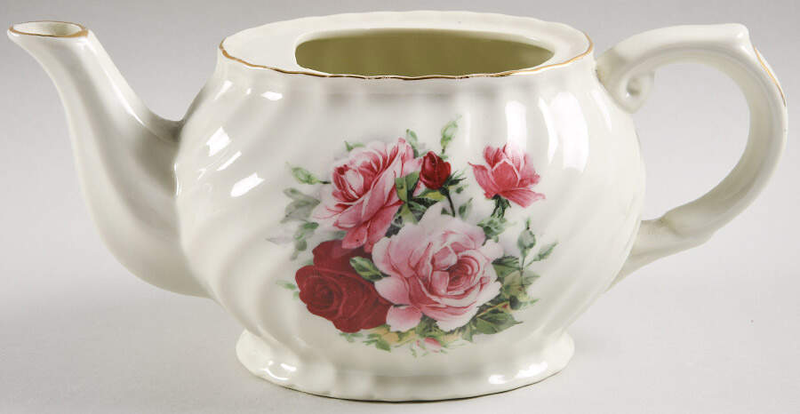 Maria (China) Teapot No Lid by Baum Brothers-1