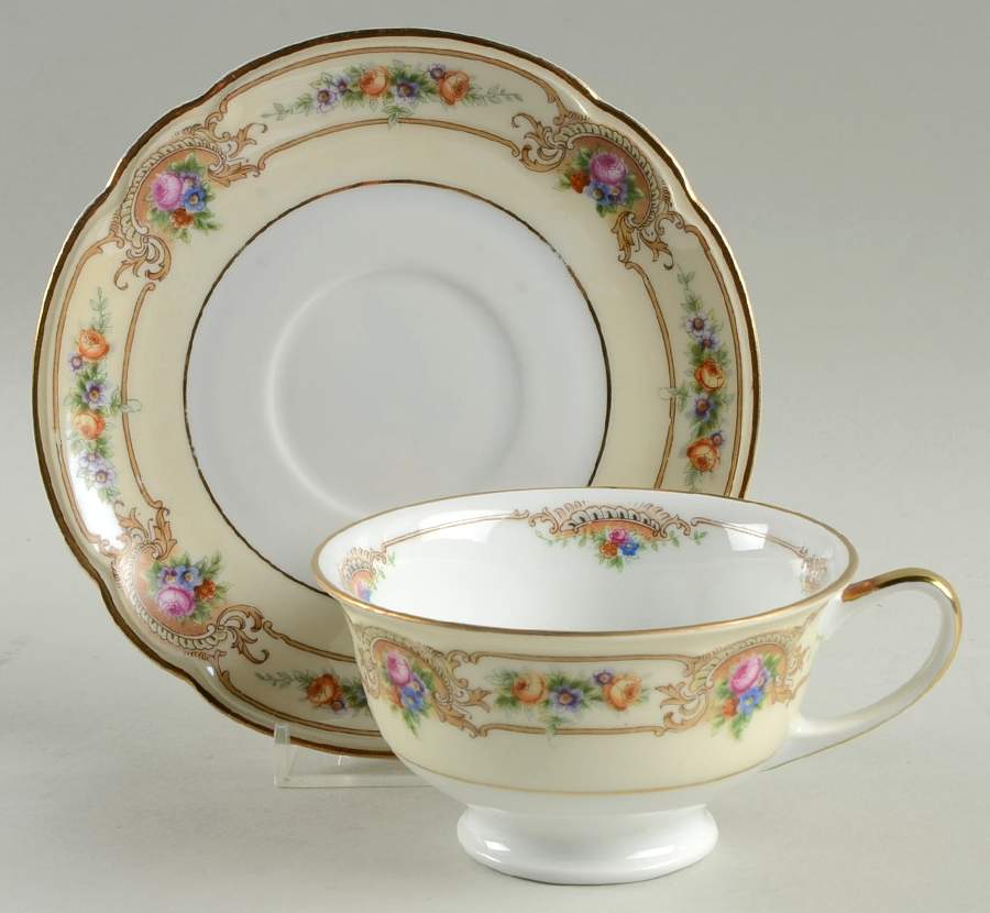 BLK94 Footed Cup & Saucer Set by Black Knight-1