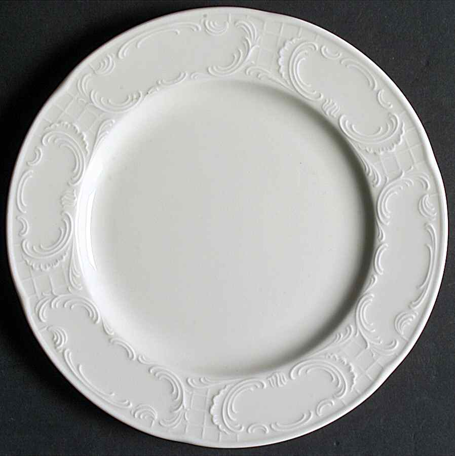 Mozart Ivory Salad Plate by Bauscher Weiden-1