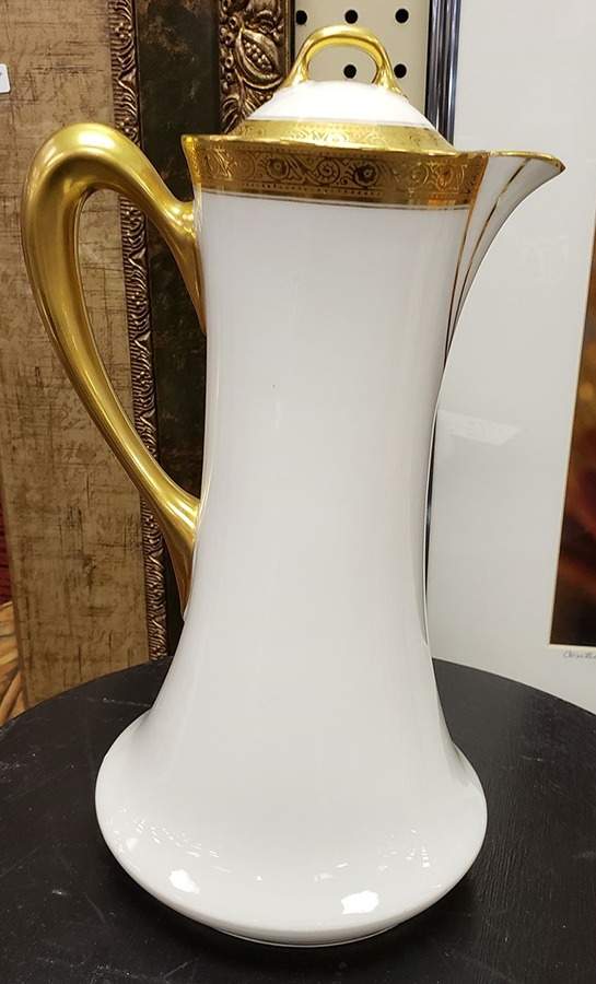 BER295 Chocolate Pot & Lid by Bernardaud-1