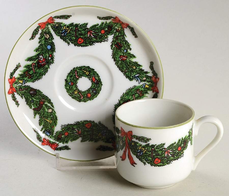 BRR9 Flat Demitasse Cup & Saucer Set by Georges Briard-1
